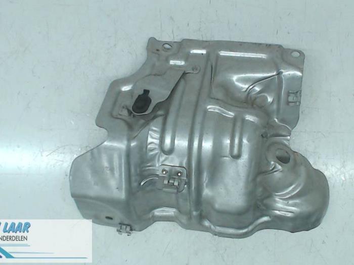 Nissan Qashqai Exhaust heat shields stock