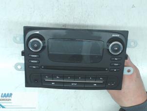 Used Radio CD player Renault Trafic Passenger (1JL/2JL/3JL/4JL) 1.6 dCi 120 Twin Turbo Price on request offered by Autodemontage van de Laar