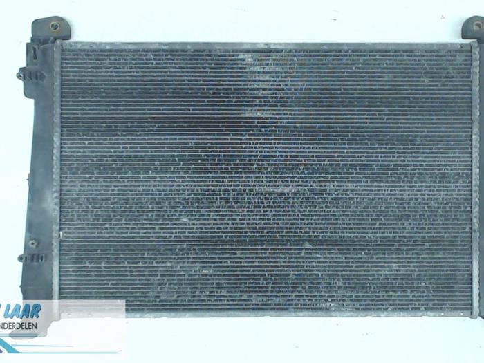 Usagé Radiateur Fiat Grande Punto (199) 1.9 Multijet Sport Prix € 35,00 Règlement à la marge proposé par Autodemontage van de Laar