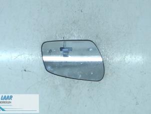 Gebrauchte Spiegelglas rechts Ford Fusion 1.4 TDCi Preis auf Anfrage angeboten von Autodemontage van de Laar