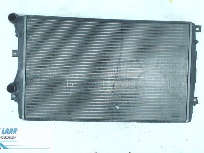 Usagé Radiateur Volkswagen Jetta III (1K2) 1.9 TDI Prix € 35,00 Règlement à la marge proposé par Autodemontage van de Laar