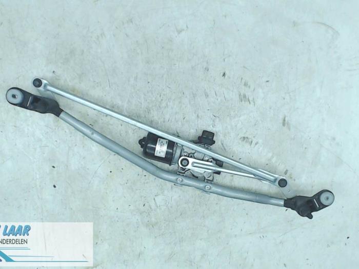 Wiper motor + mechanism Dacia Duster 1.6 16V 288004410R VALEO