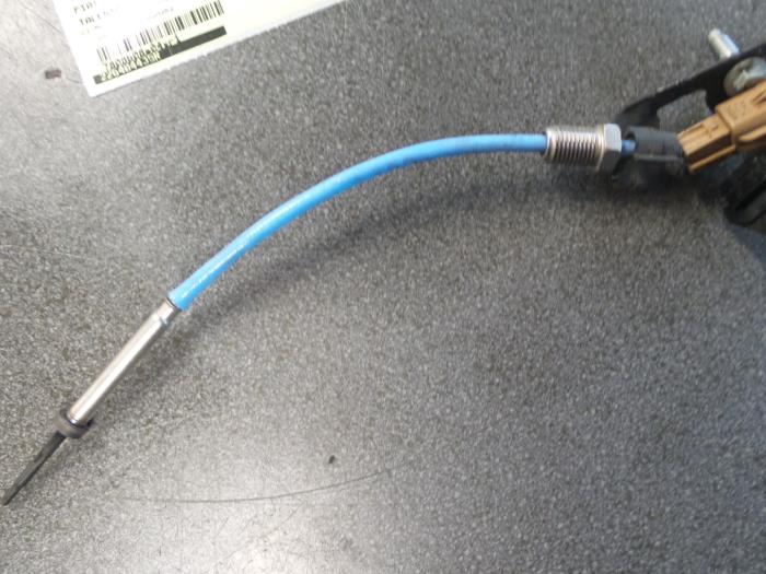 Used Engine temperature sensor Fiat Talento 1.6 EcoJet BiTurbo 125 Price € 60,00 Margin scheme offered by Autodemontage van de Laar