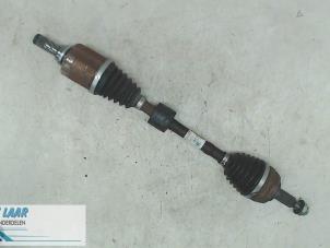 Used Front drive shaft, left Dacia Duster (SR) 1.6 16V Price on request offered by Autodemontage van de Laar