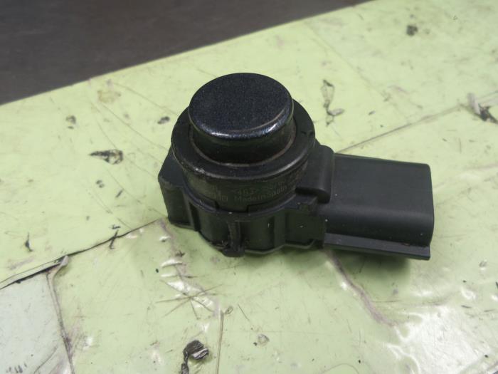 Usados Sensor PDC Renault Espace (RFCJ) 1.8 Energy Tce 225 Precio € 35,00 Norma de margen ofrecido por Autodemontage van de Laar