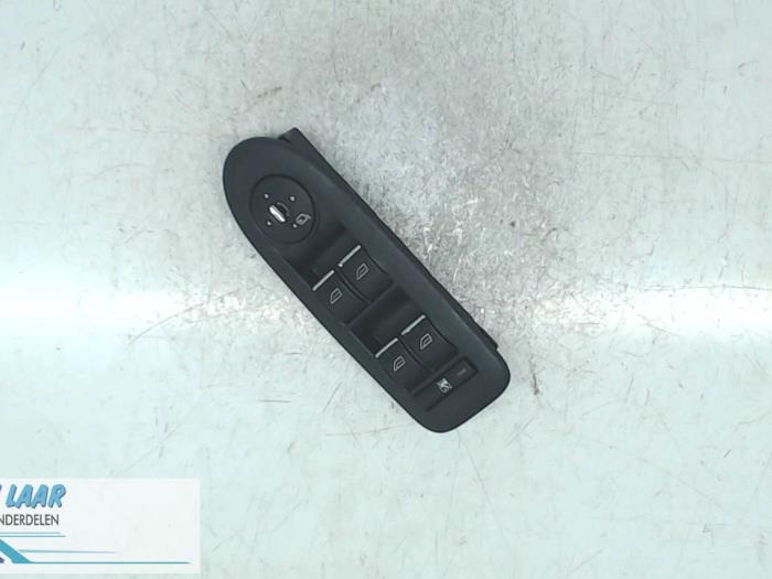 Używane Przelacznik lusterka Ford C-Max (DM2) Cena na żądanie oferowane przez Autodemontage van de Laar