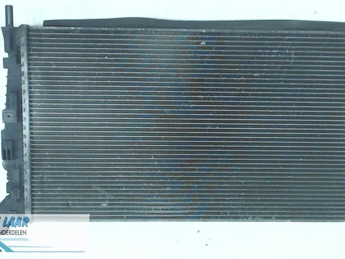 Used Radiator Volvo V50 (MW) 1.8 16V Price € 35,00 Margin scheme offered by Autodemontage van de Laar