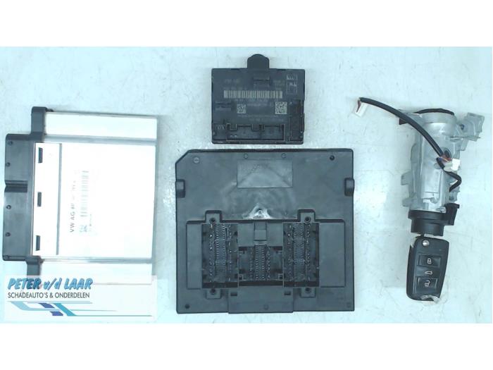 Used Engine management computer Volkswagen Golf VII (AUA) 1.4 TSI 16V Price € 300,00 Margin scheme offered by Autodemontage van de Laar