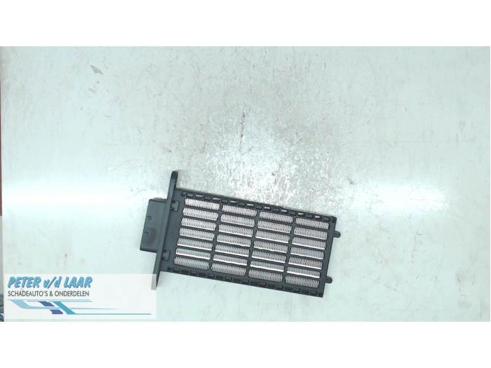 Używane Element grzewczy Renault Captur I (2R) 1.5 Energy dCi 90 FAP Cena na żądanie oferowane przez Autodemontage van de Laar