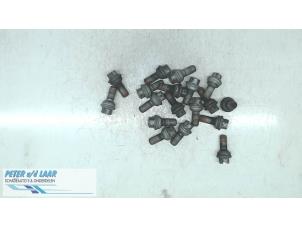Used Set of wheel bolts Mercedes Vito Price on request offered by Autodemontage van de Laar