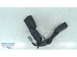 Used Rear seatbelt buckle, left Renault Clio V (RJAB) 1.0 TCe 100 12V Price on request offered by Autodemontage van de Laar