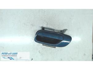 Used Rear door handle 4-door, left Citroen C2 (JM) 1.1 Price on request offered by Autodemontage van de Laar