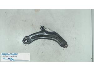 Used Front wishbone, right Renault Clio IV (5R) 0.9 Energy TCE 90 12V Price on request offered by Autodemontage van de Laar