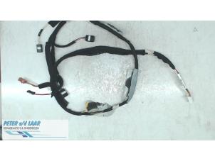 Used Cable (miscellaneous) Renault Clio IV (5R) 0.9 Energy TCE 90 12V Price on request offered by Autodemontage van de Laar