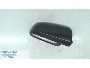 Usados Tapa de retrovisor derecha Audi A3 (8P1) 1.6 Precio de solicitud ofrecido por Autodemontage van de Laar