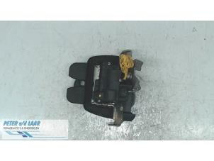 Used Tailgate lock mechanism Audi A4 Avant (B9) 2.0 TDI 16V Price € 50,00 Margin scheme offered by Autodemontage van de Laar