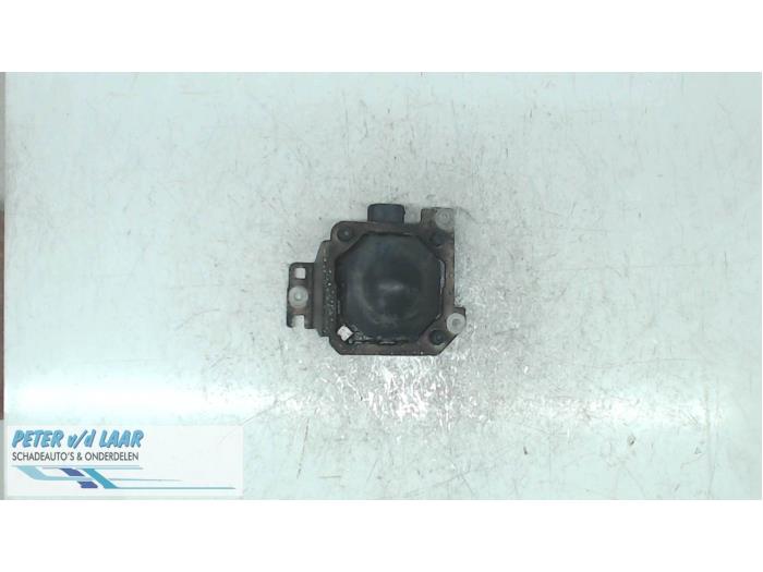 Begagnade Farthållarsensor Audi A4 Avant (B9) 2.0 TDI 16V Pris € 380,00 Marginaltabell erbjuds av Autodemontage van de Laar