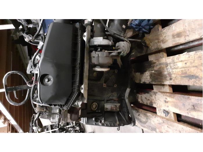 Używane Silnik Mercedes C Combi (S203) 2.2 C-220 CDI 16V Cena € 550,00 Procedura marży oferowane przez Autodemontage van de Laar