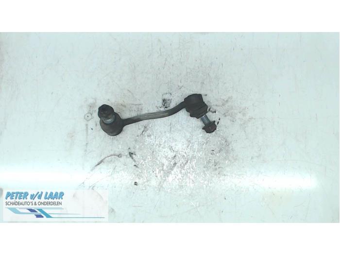 Używane Stabilizator przód Mercedes Sprinter 3,5t (906.13/906.23) 313 CDI 16V 4x4 Cena € 20,00 Procedura marży oferowane przez Autodemontage van de Laar