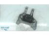 Engine mount from a Nissan Note (E12), 2012 1.5 dCi 90, MPV, Diesel, 1.461cc, 66kW (90pk), FWD, K9K608; K9K892; EURO4, 2013-06, E12A 2013