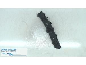 Used Rear bumper bracket, left Nissan Note (E12) 1.5 dCi 90 Price on request offered by Autodemontage van de Laar