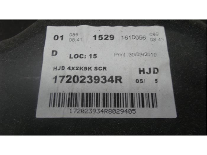 Używane Zbiornik Dacia Duster (SR) 1.5 Blue dCi 115 Cena € 181,50 Z VAT oferowane przez Autodemontage van de Laar