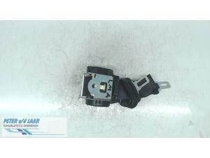 Used Rear seatbelt, centre Dacia Duster (SR) 1.6 16V 4x4 Price on request offered by Autodemontage van de Laar