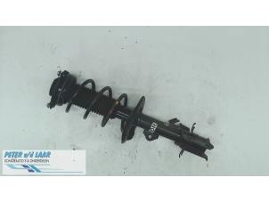 Used Front shock absorber rod, right Nissan Juke (F15) 1.6 16V Price on request offered by Autodemontage van de Laar