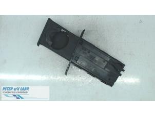 Used Cup holder BMW 3 serie Touring (E91) 320d 16V Corporate Lease Price on request offered by Autodemontage van de Laar
