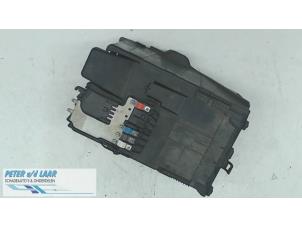 Used Battery box Citroen C4 Berline (LC) 1.6 16V VTi 120 Price on request offered by Autodemontage van de Laar