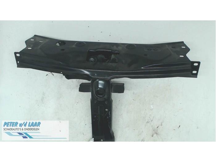 Begagnade Front Dacia Duster (SR) 1.5 Blue dCi 115 Pris € 90,75 Inklusive moms erbjuds av Autodemontage van de Laar