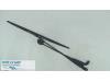 Front wiper arm from a Renault Twingo (C06), 1993 / 2007 1.2 16V, Hatchback, 2-dr, Petrol, 1.149cc, 55kW (75pk), FWD, D4F702, 2001-01 / 2007-06, C06C; C06D; C06K 2007