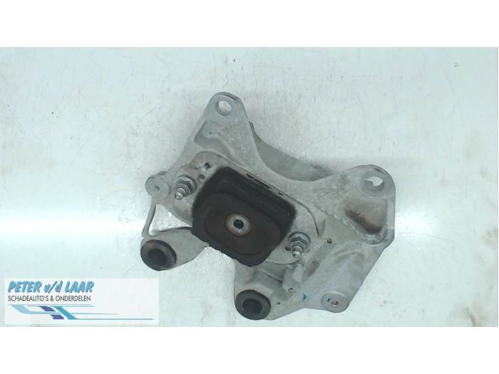 Used Engine mount Renault Laguna Coupé (DT) 2.0 dCi 16V 150 Price on request offered by Autodemontage van de Laar