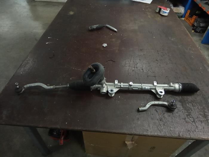 Dacia Duster Steering boxes stock