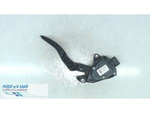Used Accelerator pedal Nissan X-Trail (T32) 2.0 dCi All Mode Price on request offered by Autodemontage van de Laar