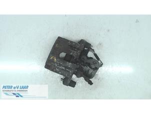 Used Rear brake calliper, left Opel Vectra C Caravan 1.9 CDTI 100 Price € 50,00 Margin scheme offered by Autodemontage van de Laar