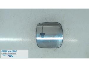 Used Mirror glass, right Renault Kangoo Express (FW) 1.5 dCi 70 Price on request offered by Autodemontage van de Laar