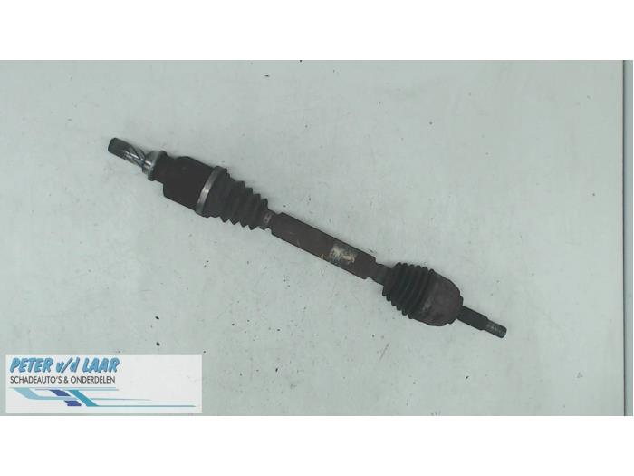 Gebrauchte Antriebswelle links vorne Renault Megane II (BM/CM) 1.5 dCi 100 Preis € 50,00 Margenregelung angeboten von Autodemontage van de Laar