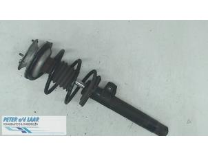 Used Front shock absorber rod, left BMW 3 serie (E46/4) 316i 16V Price € 40,00 Margin scheme offered by Autodemontage van de Laar