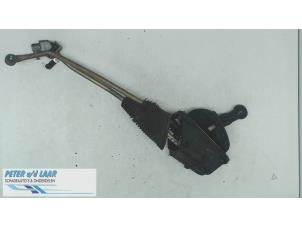Used Gear lever Volkswagen Passat Variant (3B6) 2.3 V5 20V Price on request offered by Autodemontage van de Laar