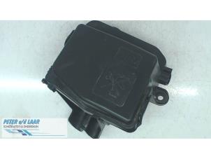 Used Fuse box Renault Clio Price on request offered by Autodemontage van de Laar