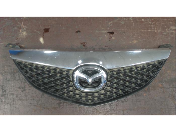 Używane Grill Mazda 6 Sportbreak (GY19/89) 2.0 CiDT 16V Cena € 30,00 Procedura marży oferowane przez Autodemontage van de Laar