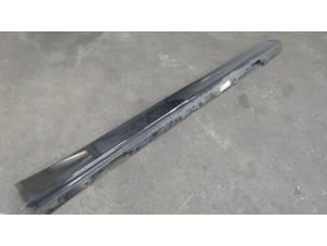 Used Side skirt, right BMW 3-Serie Price on request offered by Autodemontage van de Laar