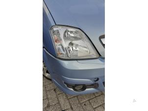 Gebrauchte Scheinwerfer rechts Opel Meriva 1.6 16V Preis € 60,00 Margenregelung angeboten von Autodemontage van de Laar