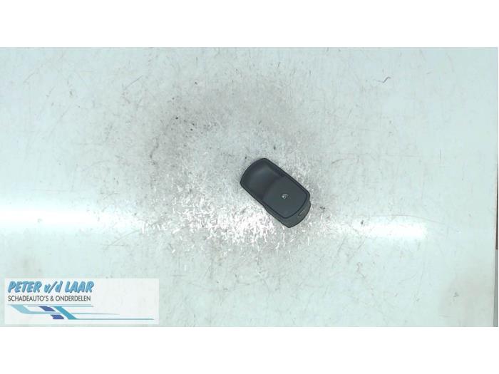 Usados Interruptor de ventanilla eléctrica Opel Monza Precio de solicitud ofrecido por Autodemontage van de Laar