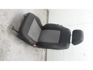 Used Seat, right Volkswagen Polo V (6R) Price € 125,00 Margin scheme offered by Autodemontage van de Laar