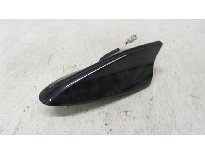 Używane Antena Mazda CX-3 (DJ/DK) 2.0 SkyActiv-G 120 Cena € 75,00 Procedura marży oferowane przez Autodemontage van de Laar