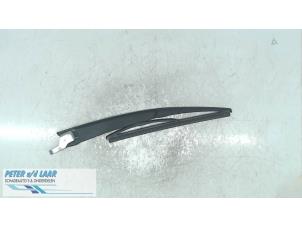 Used Rear wiper arm Opel Crossland X Price € 25,00 Margin scheme offered by Autodemontage van de Laar