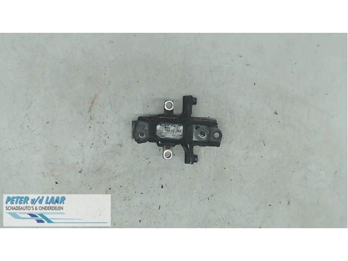 Used Engine mount Audi A1 (8X1/8XK) 1.6 TDI 16V Price € 30,00 Margin scheme offered by Autodemontage van de Laar