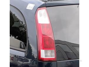 Gebrauchte Rücklicht links Opel Meriva 1.6 16V Preis € 35,00 Margenregelung angeboten von Autodemontage van de Laar